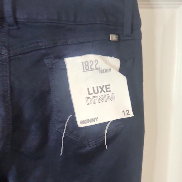 Dark Blue Denim Jeans - Picture 5 of 5